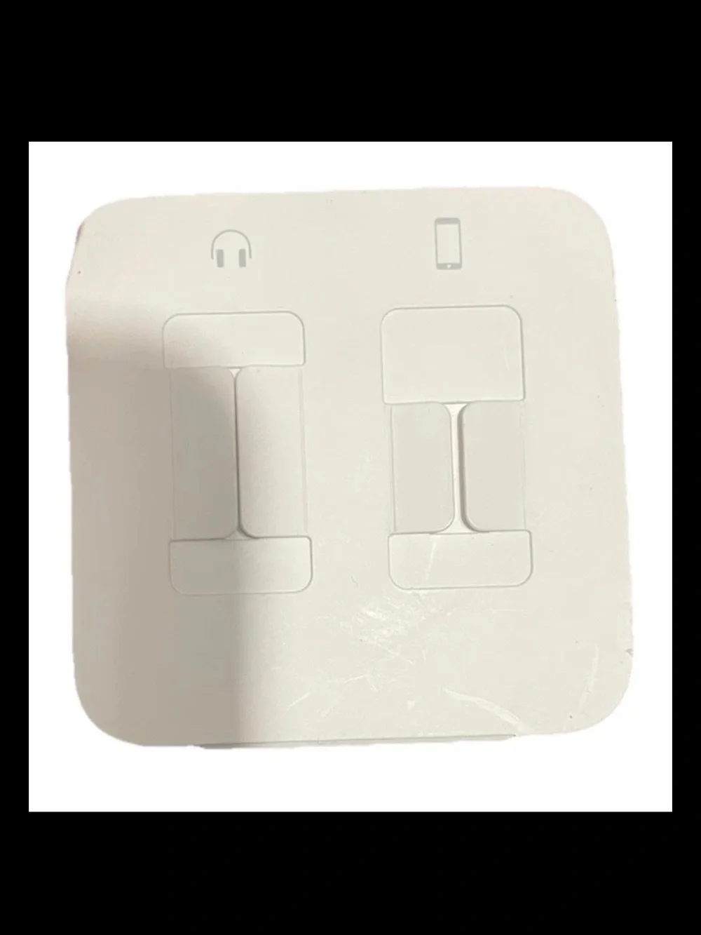 Apple EarPods Lightning Connector Wired Earbuds Genuine New Unused